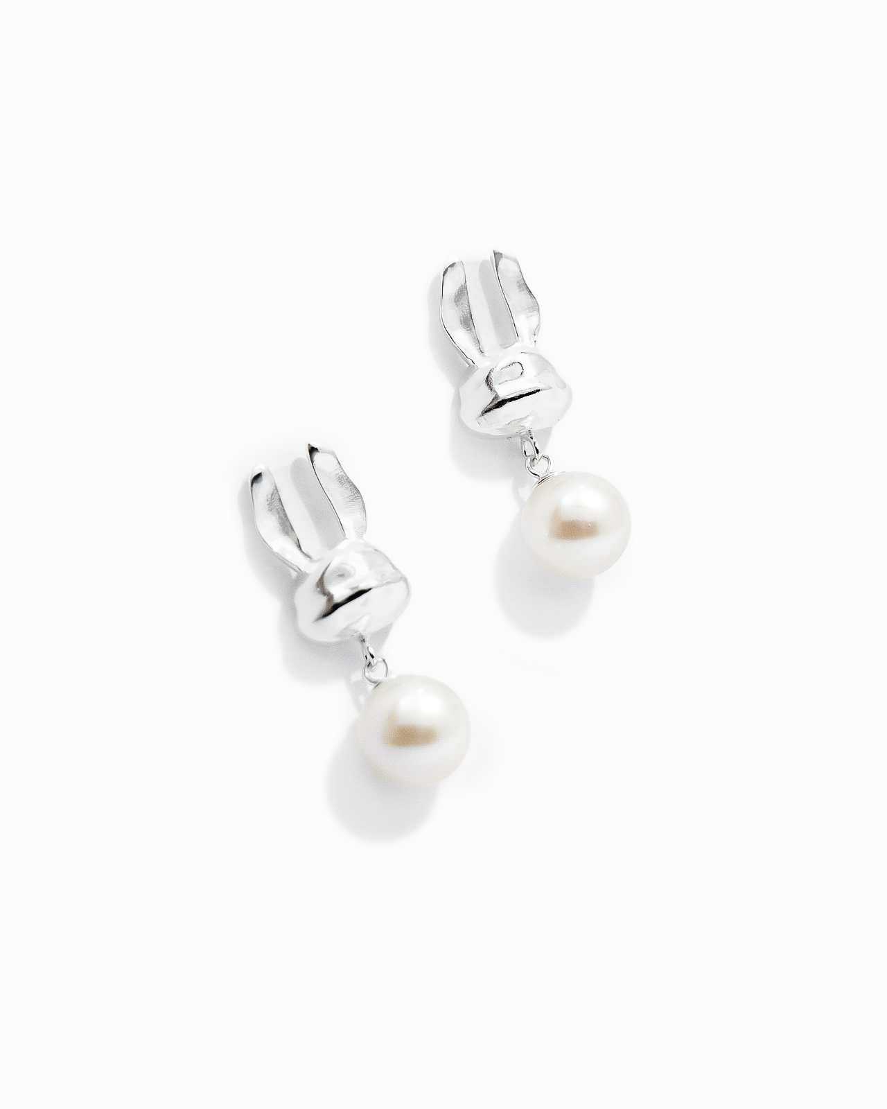 PEARL BUNNI EARRINGS